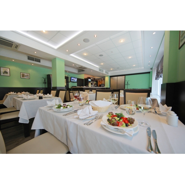 Ресторанный сервис бронирования столиков menu-rest.com - Интерьер ресторана "Балтия"