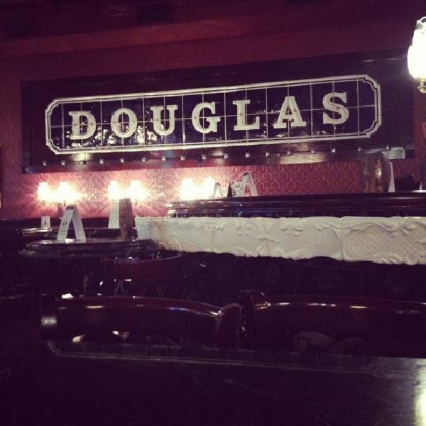 Ресторанный сервис бронирования столиков menu-rest.com - Интерьер ресторана "Douglas"