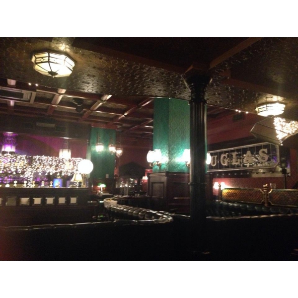 Ресторанный сервис бронирования столиков menu-rest.com - Интерьер ресторана "Douglas"