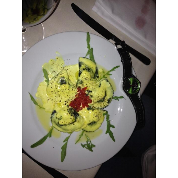 Ресторанный сервис бронирования столиков menu-rest.com - Интерьер ресторана "Romeo`s bar & kitchen"