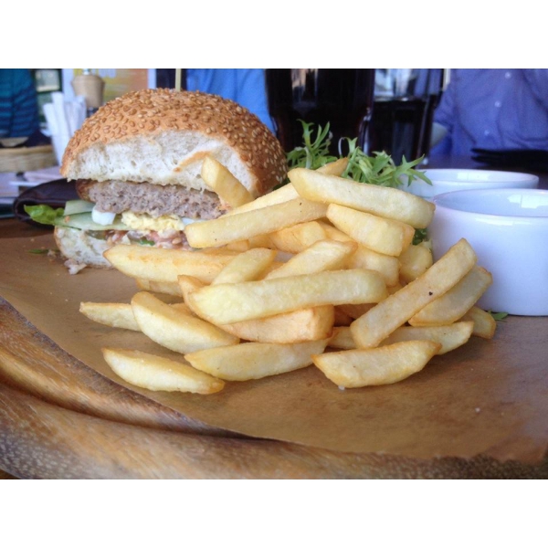 Ресторанный сервис бронирования столиков menu-rest.com - Интерьер ресторана "Наbeerежная"