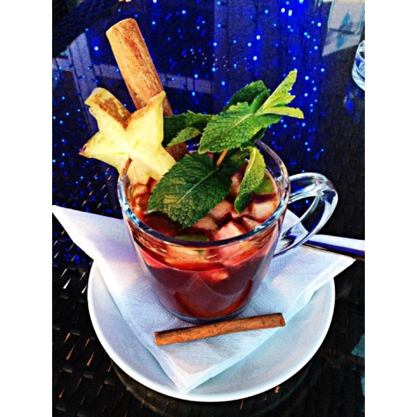 Ресторанный сервис бронирования столиков menu-rest.com - Интерьер ресторана "Sasha`s bar"