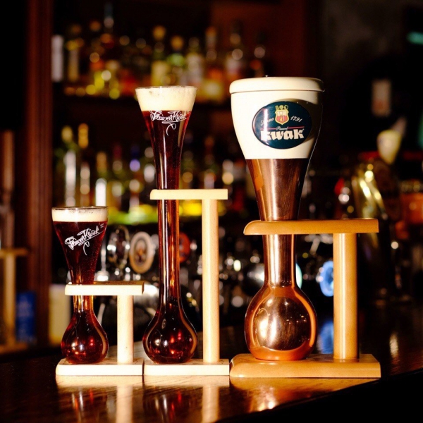 Ресторанный сервис бронирования столиков menu-rest.com - Интерьер ресторана "THE PUB"