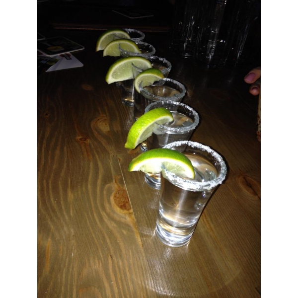 Ресторанный сервис бронирования столиков menu-rest.com - Интерьер ресторана "GuttenBier"