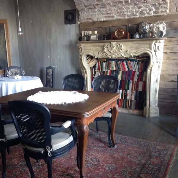 Ресторанный сервис бронирования столиков menu-rest.com - Интерьер ресторана "Бутерbrodskyбар"