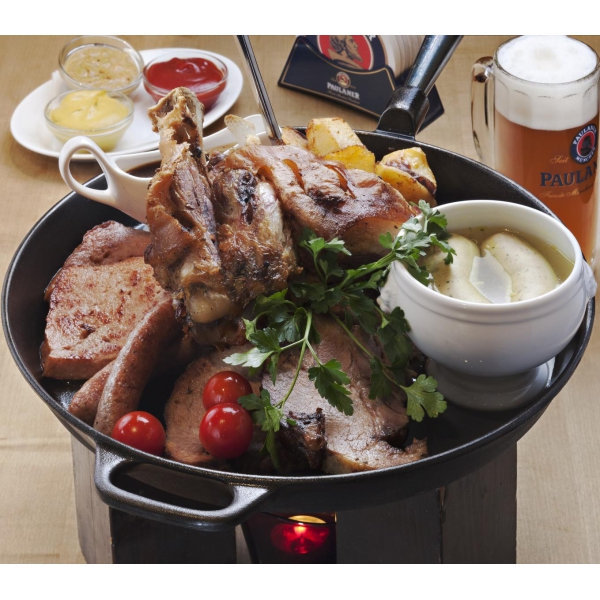 Ресторанный сервис бронирования столиков menu-rest.com - Интерьер ресторана "Paulaner Nevsky prospekt"