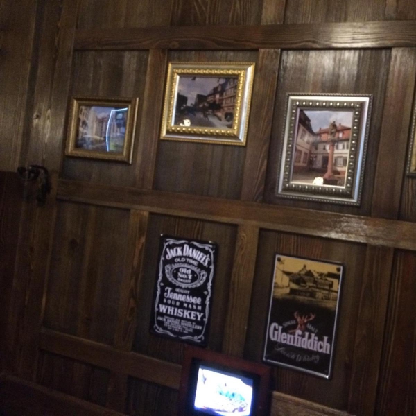 Ресторанный сервис бронирования столиков menu-rest.com - Интерьер ресторана "Mass und Spass"