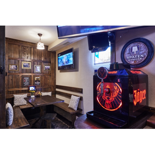 Ресторанный сервис бронирования столиков menu-rest.com - Интерьер ресторана "Mass und Spass"