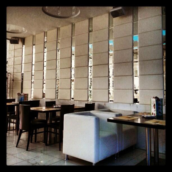 Ресторанный сервис бронирования столиков menu-rest.com - Интерьер ресторана "Sasha`s bar"