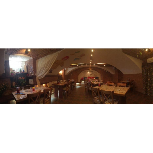 Ресторанный сервис бронирования столиков menu-rest.com - Интерьер ресторана "Valenki & Varezhka"