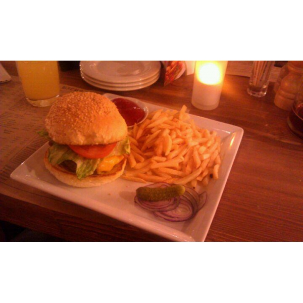 Ресторанный сервис бронирования столиков menu-rest.com - Интерьер ресторана "Bierstube"