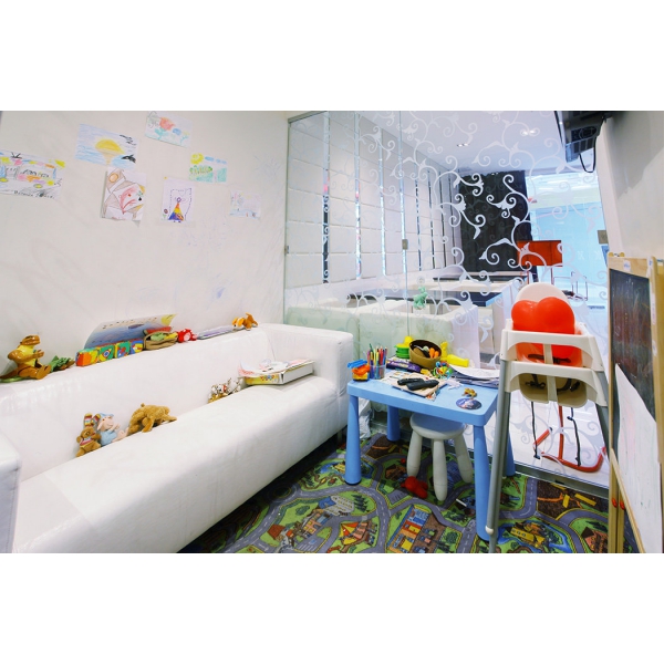 Ресторанный сервис бронирования столиков menu-rest.com - Интерьер ресторана "Sasha`s bar"