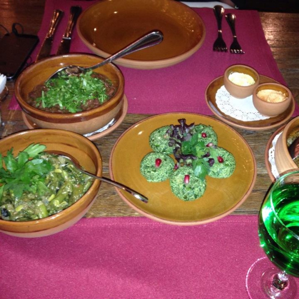 Ресторанный сервис бронирования столиков menu-rest.com - Интерьер ресторана "Кавказская пленница"