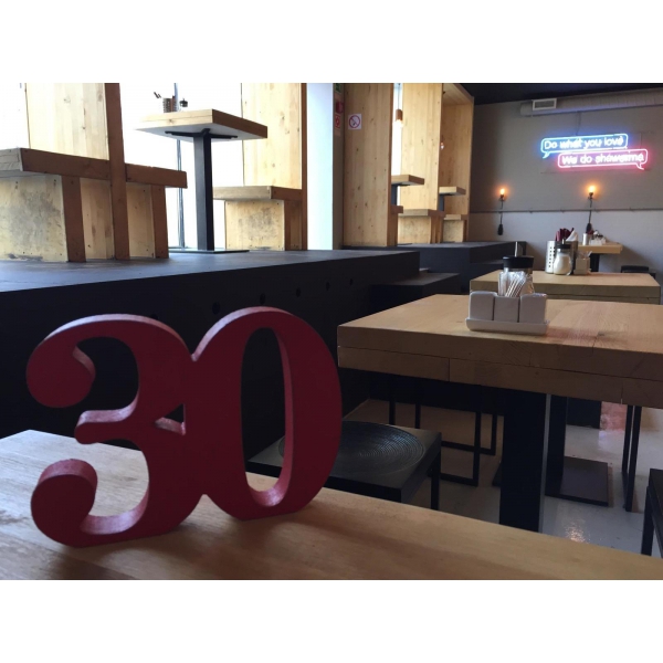 Ресторанный сервис бронирования столиков menu-rest.com - Интерьер ресторана "Pita`s"