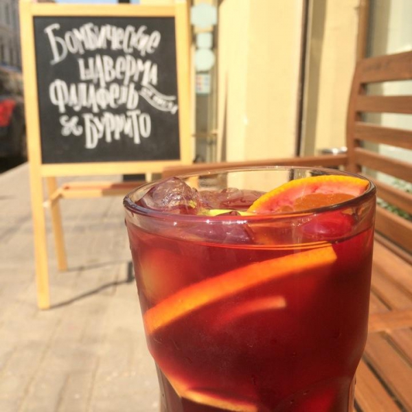 Ресторанный сервис бронирования столиков menu-rest.com - Интерьер ресторана "Pita`s"