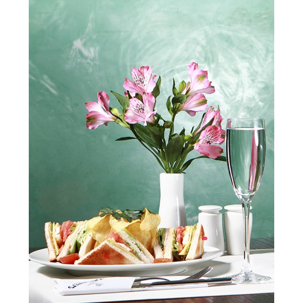 Ресторанный сервис бронирования столиков menu-rest.com - Интерьер ресторана "Зингеръ"