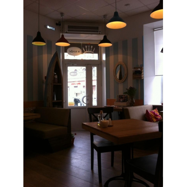 Ресторанный сервис бронирования столиков menu-rest.com - Интерьер ресторана "ЕДА и кофе"