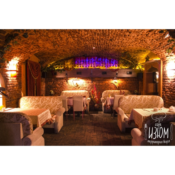 Ресторанный сервис бронирования столиков menu-rest.com - Интерьер ресторана "Изюм"
