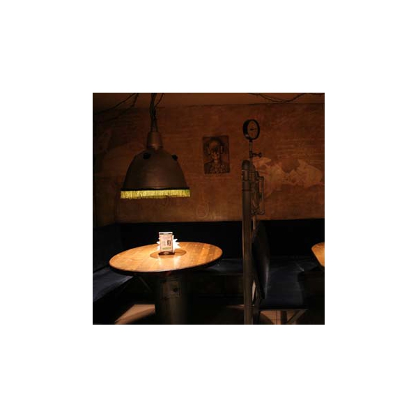 Ресторанный сервис бронирования столиков menu-rest.com - Интерьер ресторана "Заводные яйца"