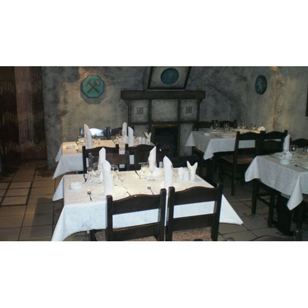 Ресторанный сервис бронирования столиков menu-rest.com - Интерьер ресторана "Пещера"