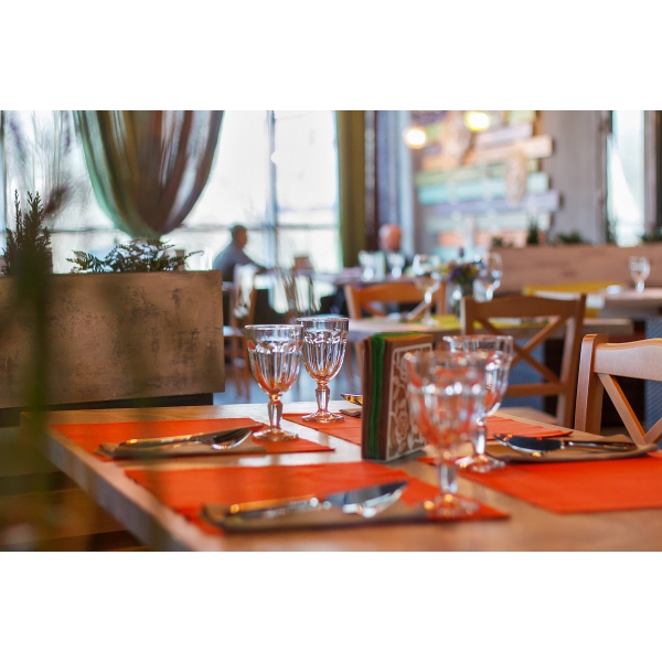 Ресторанный сервис бронирования столиков menu-rest.com - Интерьер ресторана "Папоротник"