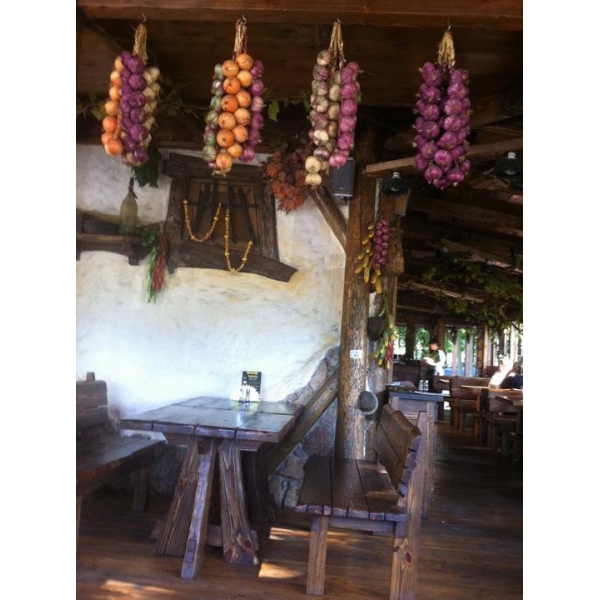 Ресторанный сервис бронирования столиков menu-rest.com - Интерьер ресторана "Берлога"