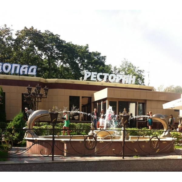 Ресторанный сервис бронирования столиков menu-rest.com - Интерьер ресторана "Водопад"