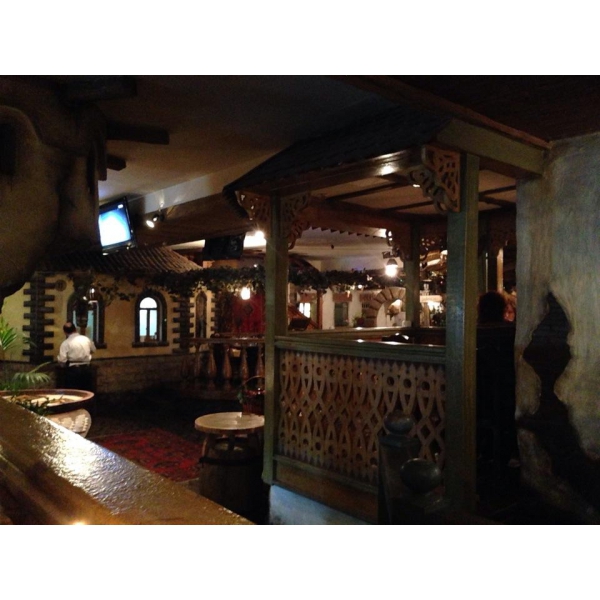 Ресторанный сервис бронирования столиков menu-rest.com - Интерьер ресторана "Генацвале"