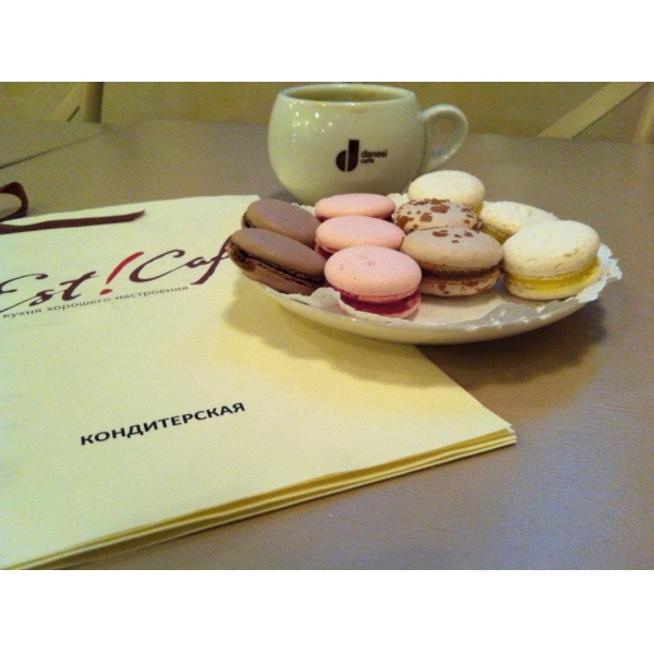 Ресторанный сервис бронирования столиков menu-rest.com - Интерьер ресторана "Est!Сafe"