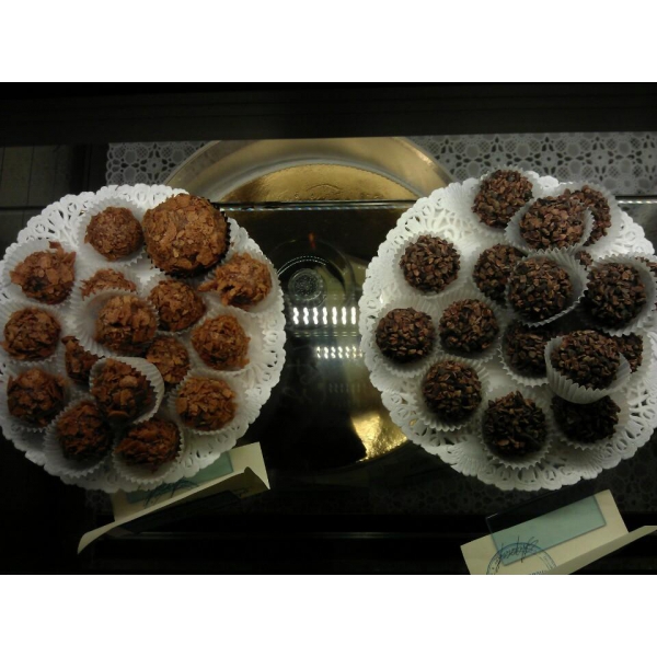 Ресторанный сервис бронирования столиков menu-rest.com - Интерьер ресторана "Est!Сafe"