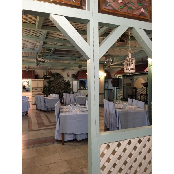 Ресторанный сервис бронирования столиков menu-rest.com - Интерьер ресторана "Наири"