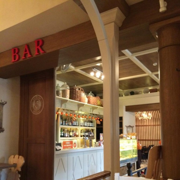 Ресторанный сервис бронирования столиков menu-rest.com - Интерьер ресторана "Щелкунчик"