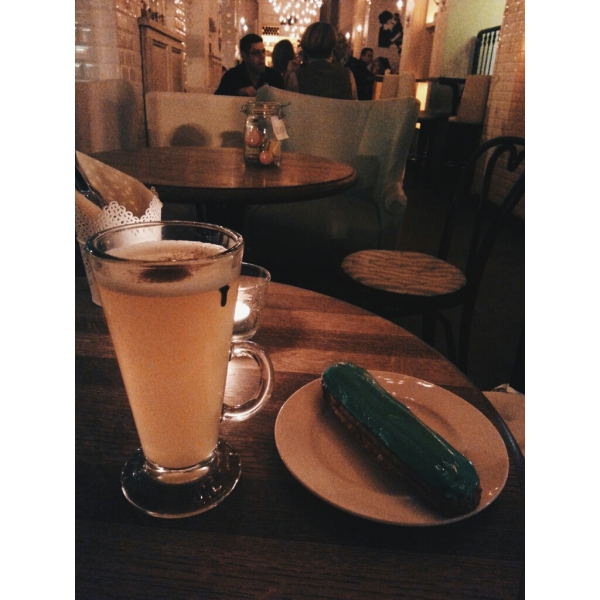 Ресторанный сервис бронирования столиков menu-rest.com - Интерьер ресторана "Счастье"