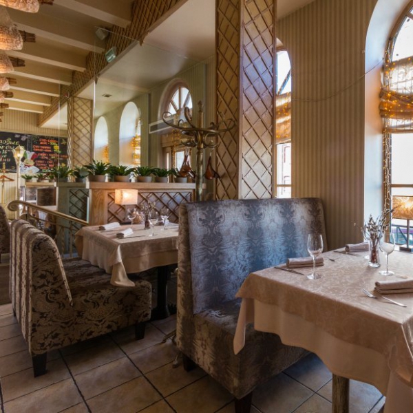 Ресторанный сервис бронирования столиков menu-rest.com - Интерьер ресторана "Парк Джузеппе"