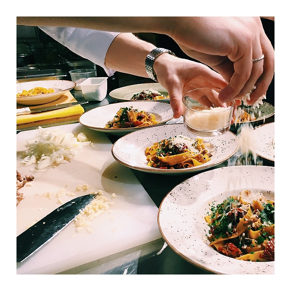 Ресторанный сервис бронирования столиков menu-rest.com - Интерьер ресторана "Парк Джузеппе"