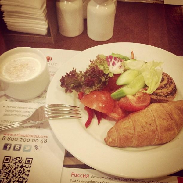 Ресторанный сервис бронирования столиков menu-rest.com - Интерьер ресторана "AZIMUT SKY Bar"