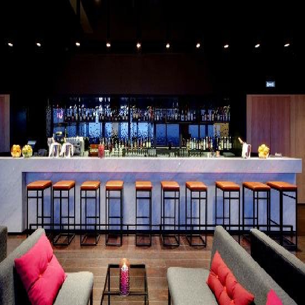 Ресторанный сервис бронирования столиков menu-rest.com - Интерьер ресторана "AZIMUT SKY Bar"