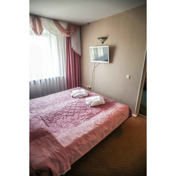 Ресторанный сервис бронирования столиков menu-rest.com - Интерьер ресторана "Аннушка"