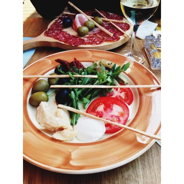 Ресторанный сервис бронирования столиков menu-rest.com - Интерьер ресторана "Марчелли`s"