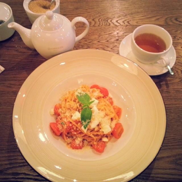 Ресторанный сервис бронирования столиков menu-rest.com - Интерьер ресторана "Марчелли`s"