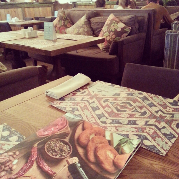 Ресторанный сервис бронирования столиков menu-rest.com - Интерьер ресторана "Баклажан"