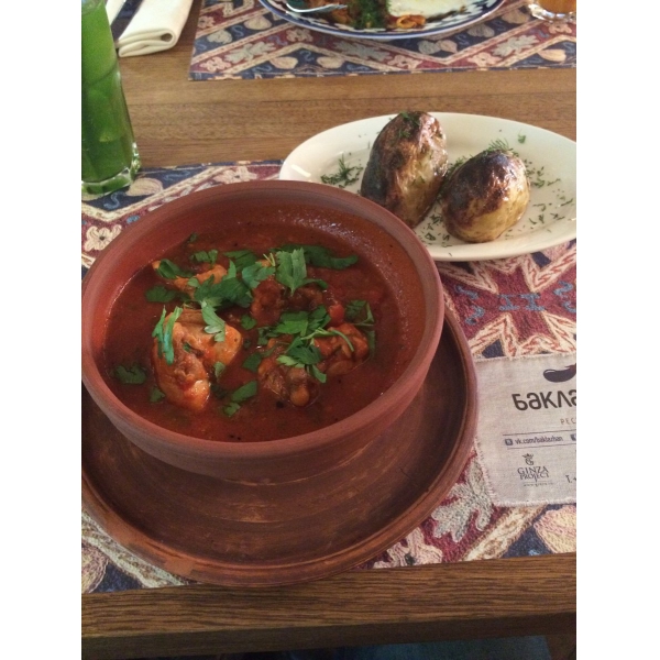 Ресторанный сервис бронирования столиков menu-rest.com - Интерьер ресторана "Баклажан"