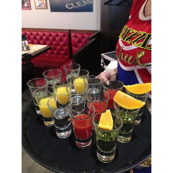 Ресторанный сервис бронирования столиков menu-rest.com - Интерьер ресторана "Grizzly Bar"