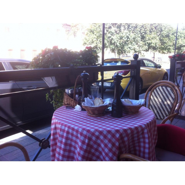 Ресторанный сервис бронирования столиков menu-rest.com - Интерьер ресторана "Mama Roma"