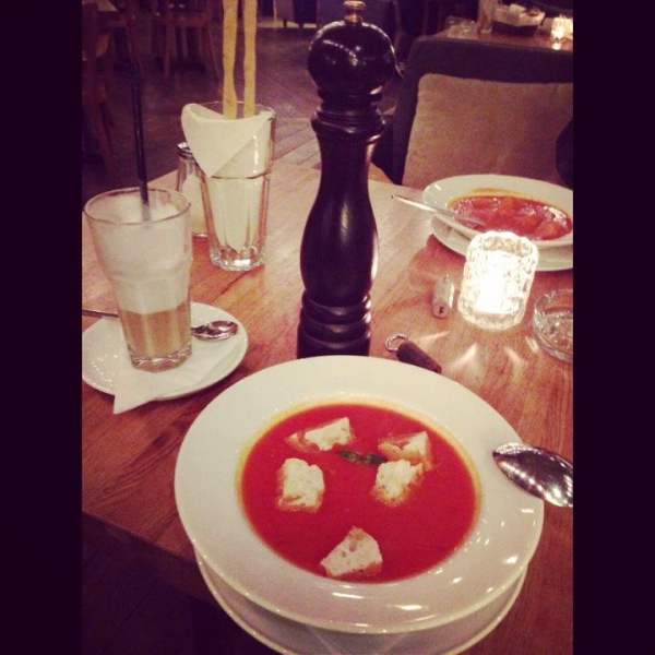 Ресторанный сервис бронирования столиков menu-rest.com - Интерьер ресторана "Макаронники"