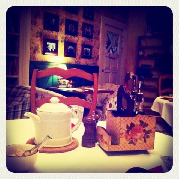 Ресторанный сервис бронирования столиков menu-rest.com - Интерьер ресторана "Гости"