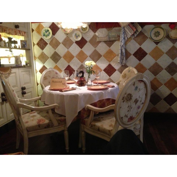 Ресторанный сервис бронирования столиков menu-rest.com - Интерьер ресторана "Гости"