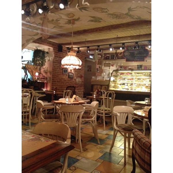 Ресторанный сервис бронирования столиков menu-rest.com - Интерьер ресторана "Гости"