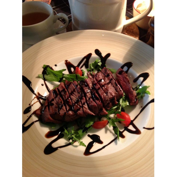 Ресторанный сервис бронирования столиков menu-rest.com - Интерьер ресторана "Гости"