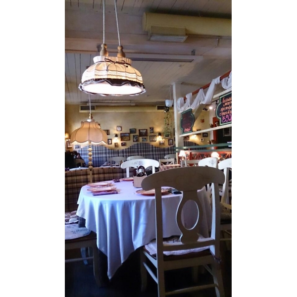 Ресторанный сервис бронирования столиков menu-rest.com - Интерьер ресторана "Гости"